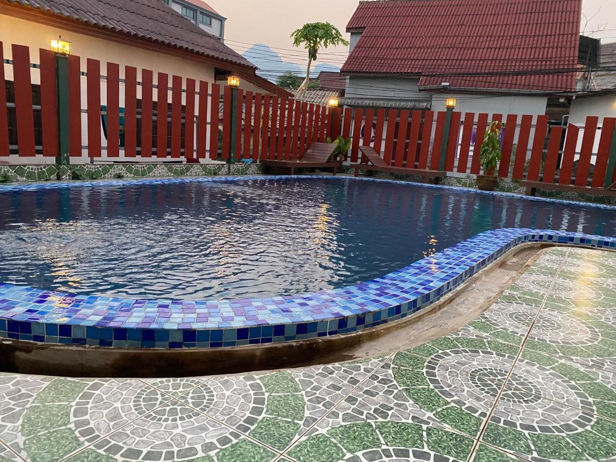 Premier Vang Vieng Hotel Eksteriør billede
