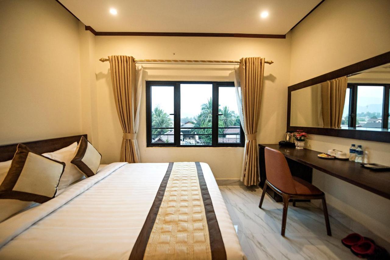 Premier Vang Vieng Hotel Eksteriør billede